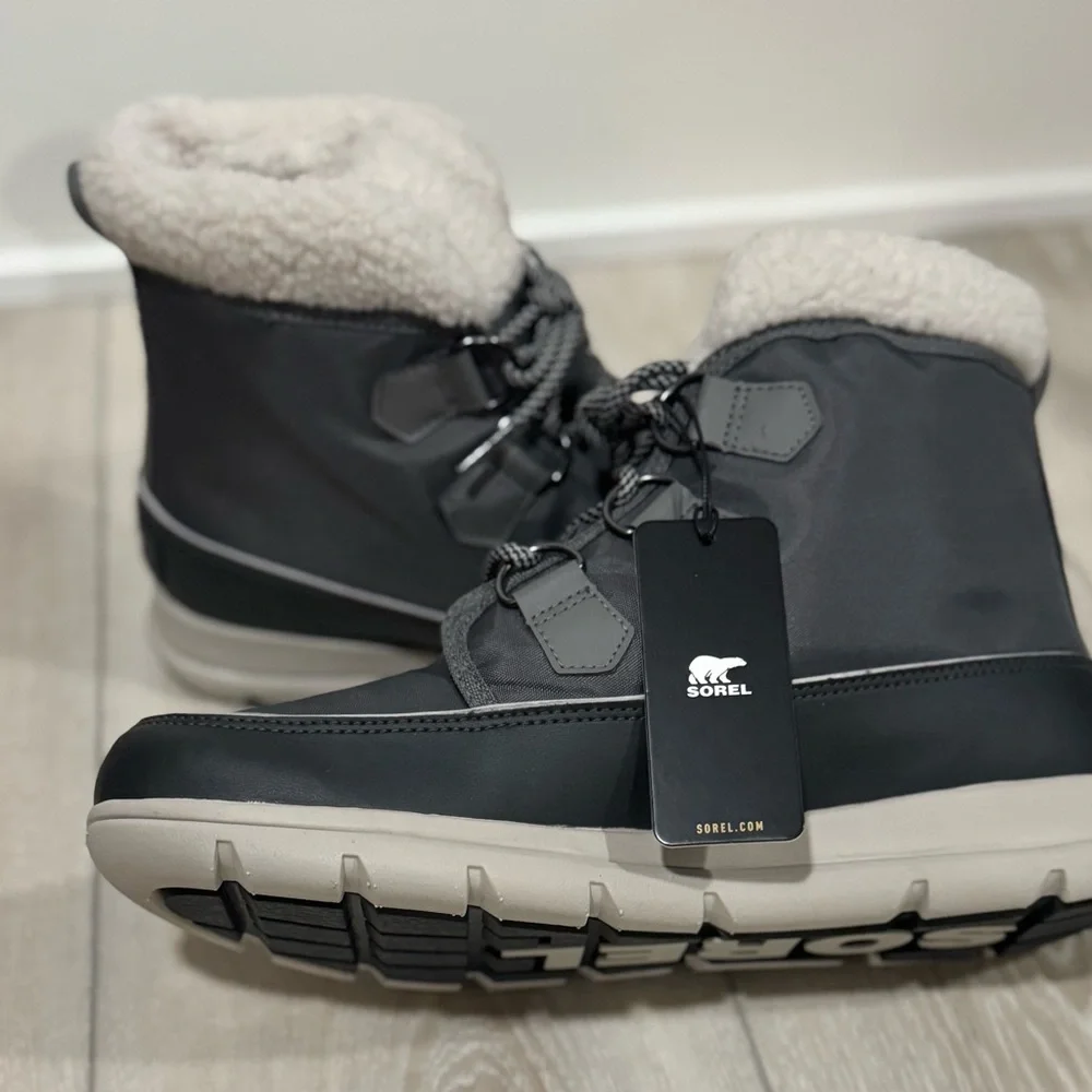 New - Size 11 - Sorel Explorer Carnival Waterproof - Gray and White Winter Boots
